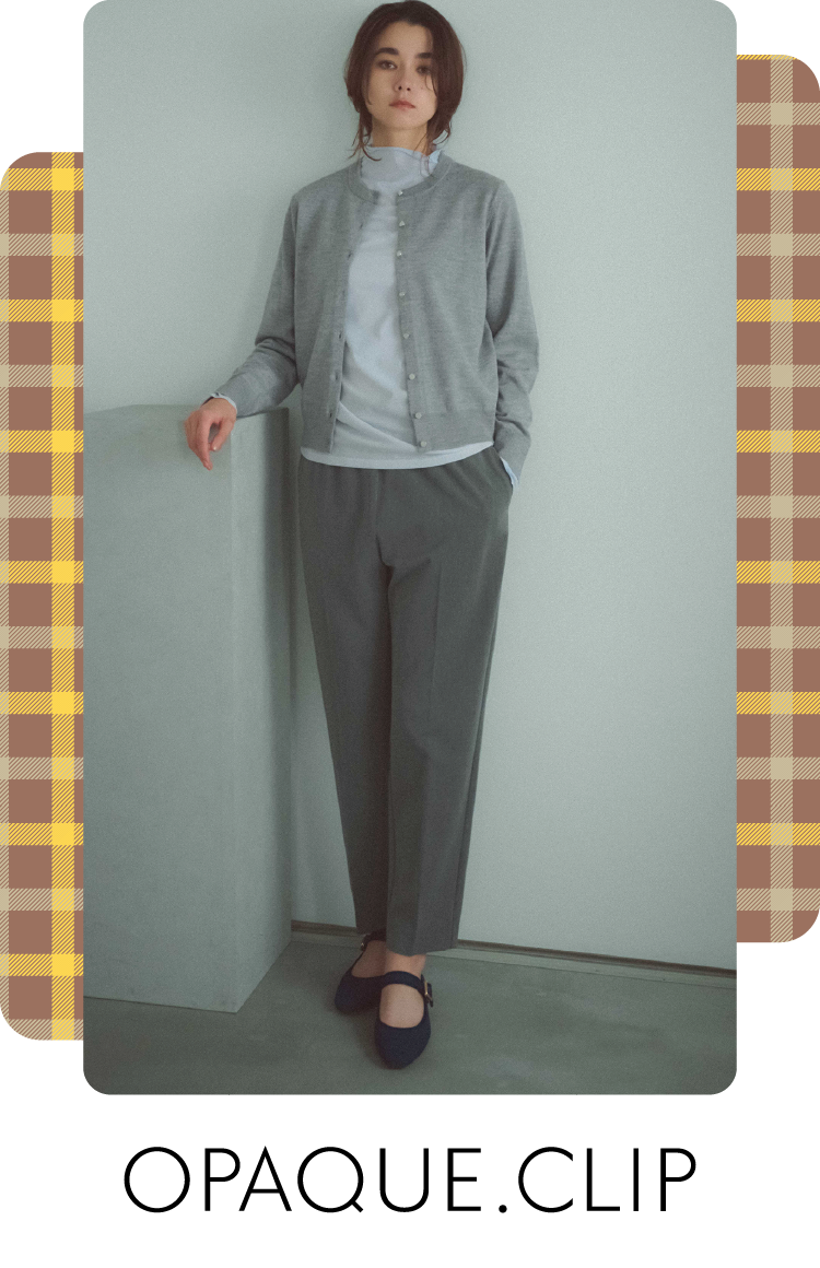 オペークドットクリップ：コンパクトながらも程よいゆとりのあるカーディガンはボタンをしめてトップスとしての着用もおすすめ！